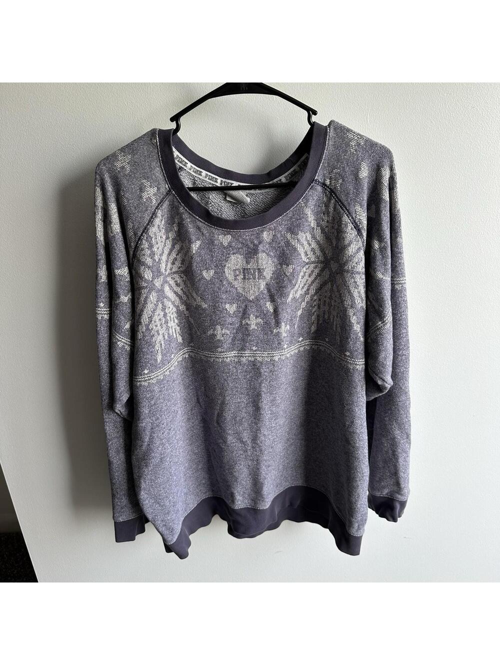 PINK Victoria’s Secret Oversized Snowflake Crewneck Sweatshirt Size Medium